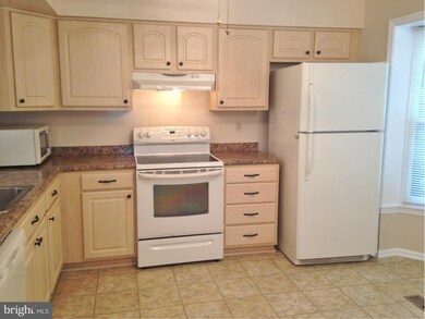 3780 Angelton Ct, Burtonsville, MD 20866 - photo 4