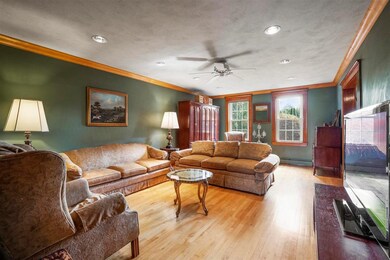 332 Wadleigh Falls Rd, Newmarket, NH 03857 - photo 5