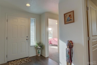 960 SW 23rd Place, Redmond, OR 97756 - photo 7