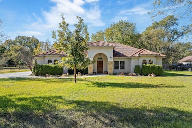 121 Guyler Ln, Del Rio, TX 78840 - photo 3