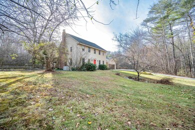 83 Hovey Rd, Londonderry, NH 03053 - photo 2