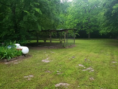 256 Ivey Rd, Lufkin, TX 75904 - photo 6