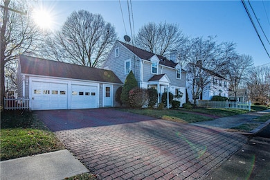 8 Florence St, Riverside, RI 02915 - photo 5