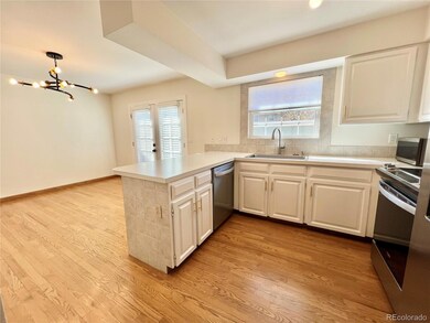 9112 E Amherst Dr unit B, Denver, CO 80231 - photo 3