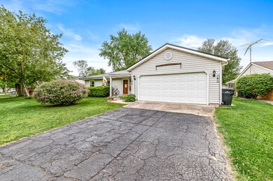 1209 Woodward St, Lapel, IN 46051 - photo 2