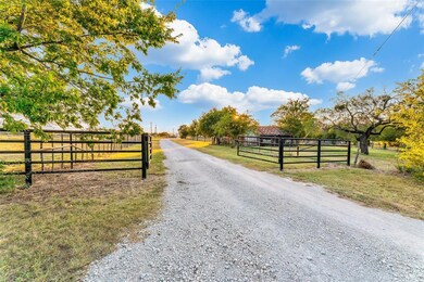 660 Lands Way Rd, Weatherford, TX 76087 - photo 5
