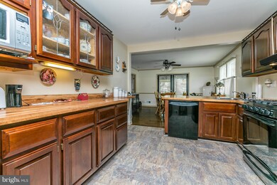 714 Maryland Ave, Essex, MD 21221 - photo 7