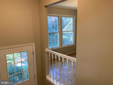 7507 Swan Point Way, Columbia, MD 21045 - photo 3