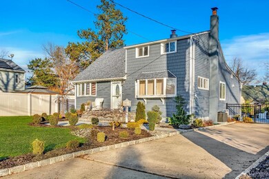 877 Pratt St, Rahway, NJ 07065 - photo 2