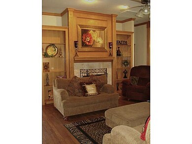 Living Room. Gas Fireplace
