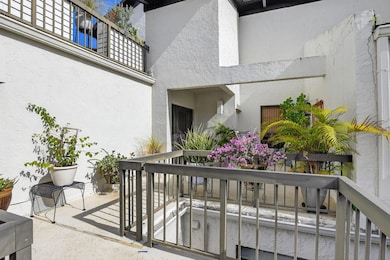 900 Greensward Ln unit 203G, Delray Beach, FL 33445 - photo 3