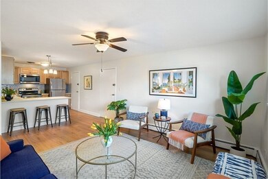 21 Warren St unit B-1, Waltham, MA 02453 - photo 4