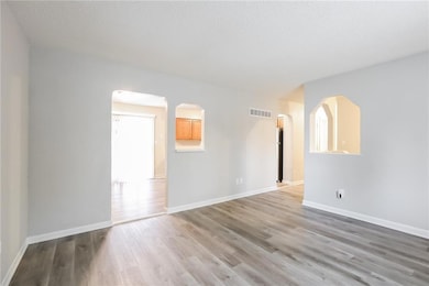 314 SE Crescent St, Lees Summit, MO 64063 - photo 4