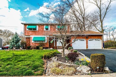 31 Pitman Ave, Fords, NJ 08863 - photo 2