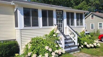 426 Putnam Hill Rd, Sutton, MA 01590 - photo 2