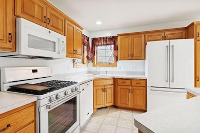 6109 Creekview Ln N, Brooklyn Park, MN 55443 - photo 6