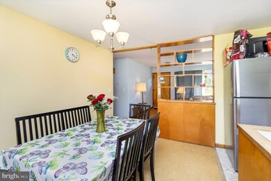 430 S Duke St, Palmyra, PA 17078 - photo 5