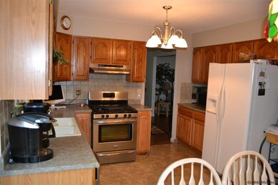 33 Palmer Terrace unit 35, Gansevoort, NY 12831 - photo 5