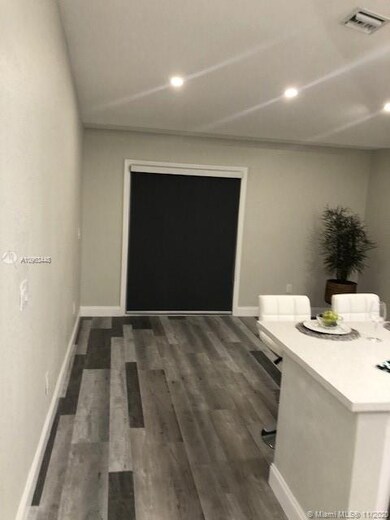 unlisted-address, Oakland Park, FL 33311 - photo 6