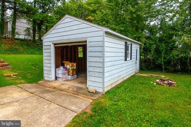 8717 Jenifer Rd, Parkville, MD 21234 - photo 6