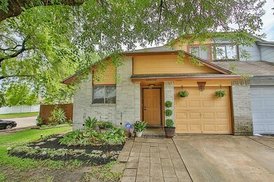 10050 Lasaber Ct, Houston, TX 77038 - photo 2