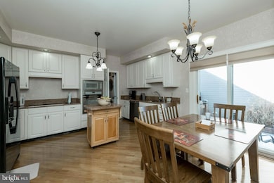 4 Stone Pine Ct, Pikesville, MD 21208 - photo 4