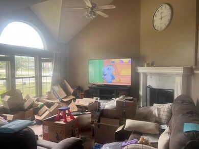 212 S Huntsman Blvd, Raymore, MO 64083 - photo 3