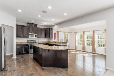 016_Pickerington OH 43147 USA