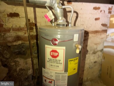 933 Cedar St, Camden, NJ 08102 - photo 6