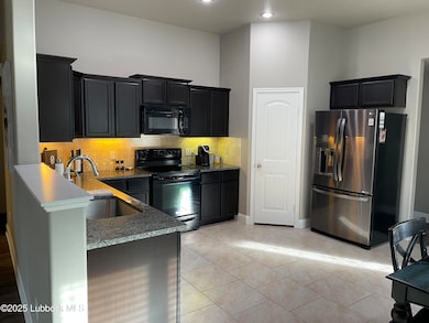 34th Pl Kitchen 3