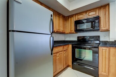 2400 Feather Sound Dr unit 927, Clearwater, FL 33762 - photo 5