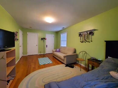 12 Trask Ave unit 2, Bayonne, NJ 07002 - photo 4