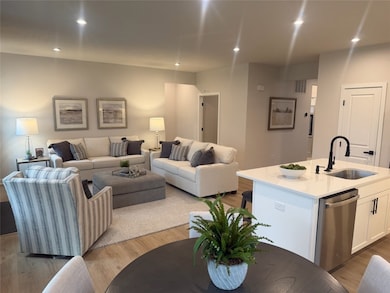 123 Settler's Grove Blvd, Zelienople Boro, PA 16063 - photo 5