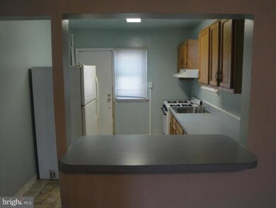 3808 Flowerton Rd, Baltimore, MD 21229 - photo 5