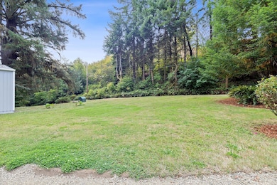 889 Olalla Rd, Toledo, OR 97391 - photo 6