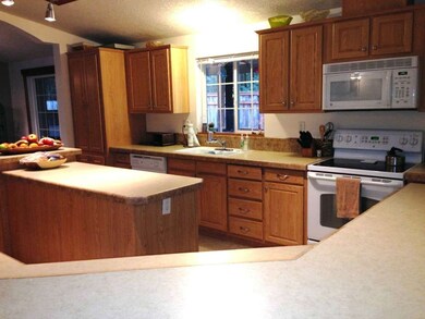 22208 177th St E, Orting, WA 98360 - photo 5