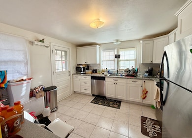 152 Oakland Ave, New Britain, CT 06053 - photo 5