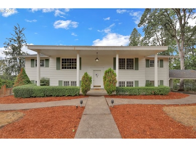 2405 W 22nd Ave, Eugene, OR 97405 - photo 3