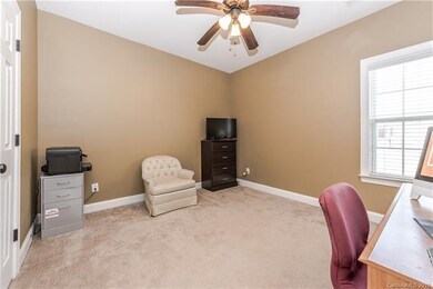 1604 Beleek Ridge Ln, Clover, SC 29710 - photo 5