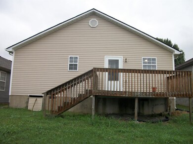 216 Christopher Dr, Nicholasville, KY 40356 - photo 2