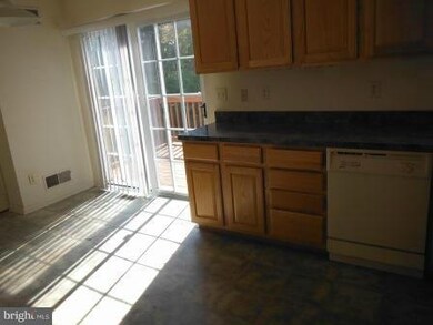 163 Chestnut Dr, Elkton, MD 21921 - photo 4