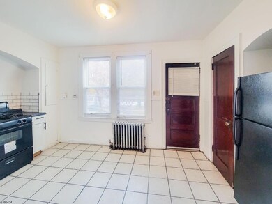 452 Myrtle Ave, Irvington, NJ 07111 - photo 7