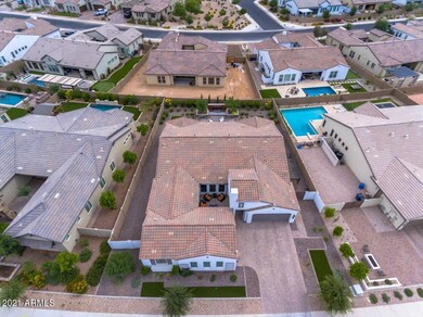 04-3-1Aerial front of home