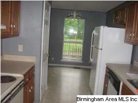 KITCHEN WITH APPLIANCES