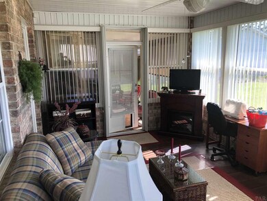 2411 Ursula Ln, Pensacola, FL 32526 - photo 7