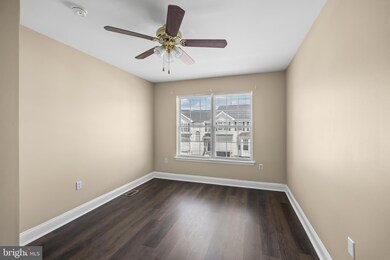 225 Hawthorne Way unit 225, Riverside, NJ 08075 - photo 4