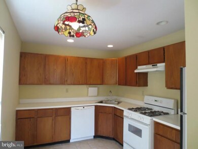 34 Drewes Ct unit BLD60, Lawrence Township, NJ 08648 - photo 3