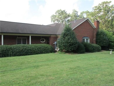 812 Davie Ave unit 1, Statesville, NC 28677 - photo 2