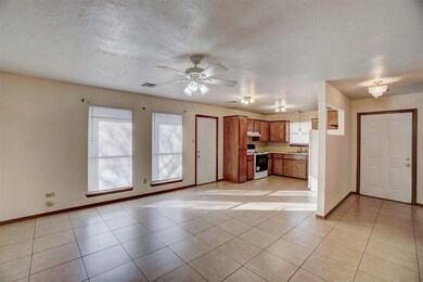 208 E F Ave, Cache, OK 73527 - photo 6