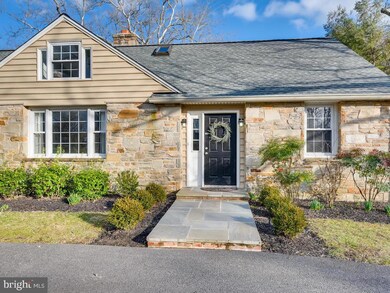 1616 Dennis Ave, Towson, MD 21204 - photo 2